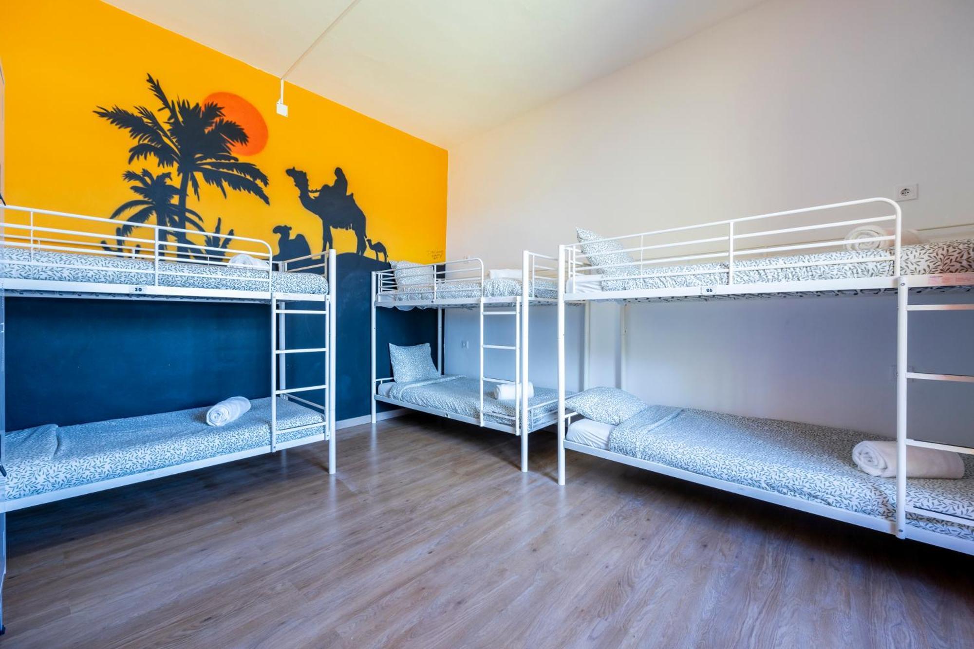 The Macarena Beach Hostel Lagos Exterior foto