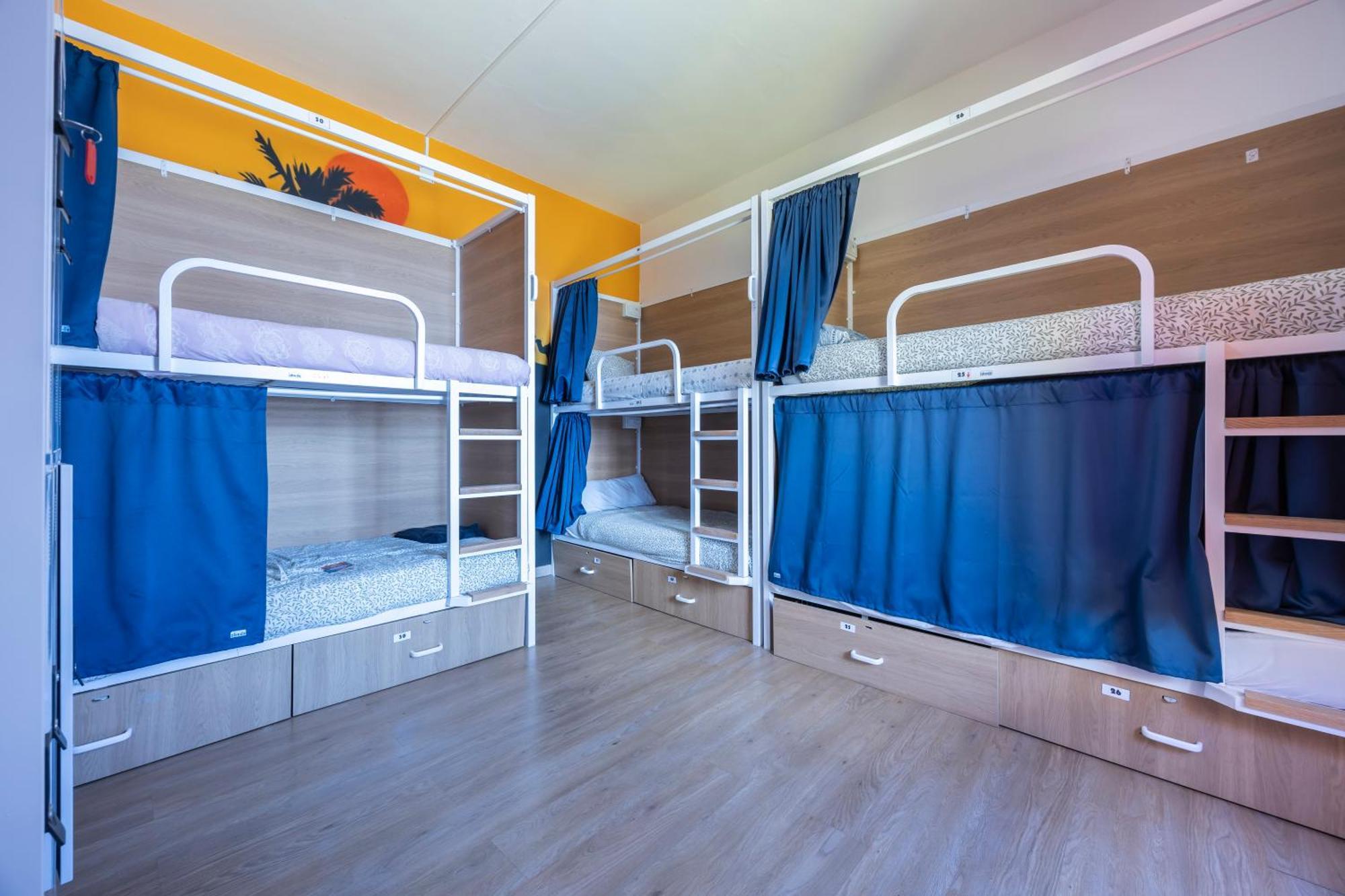 The Macarena Beach Hostel Lagos Exterior foto